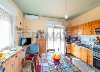 Cucina - Appartamento Via Francesco Orestano
 
45, Aci Sant'Antonio - foto 8