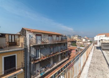 Edificio all\'aperto - Appartamento Via Francesco Orestano
 
45, Aci Sant'Antonio - foto 33