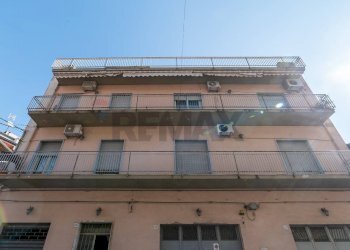 Edificio all\'aperto - Appartamento Via Francesco Orestano
 
45, Aci Sant'Antonio - foto 36