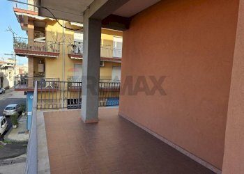 Balcone - Appartamento via circumvallazione salvatore sturiale
 
22, Riposto - foto 1