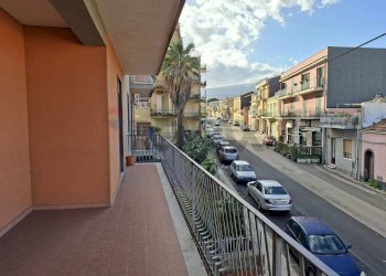 Balcone - Appartamento via circumvallazione salvatore sturiale
 
22, Riposto - foto 4