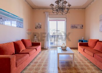 Soggiorno - Apartment via circumvallazione salvatore sturiale
 
22, Riposto - photo 3