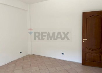 Stanza vuota - Appartamento Viale Della Costituzione (ex Via del Canalicchio)
 
19, Catania - foto 4