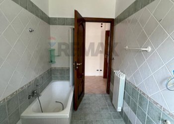 Bagno - Appartamento Viale Della Costituzione (ex Via del Canalicchio)
 
19, Catania - foto 17