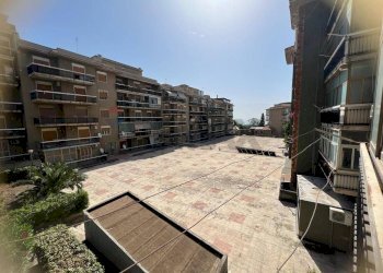 Edificio all\'aperto - Appartamento Viale Della Costituzione (ex Via del Canalicchio)
 
19, Catania - foto 21