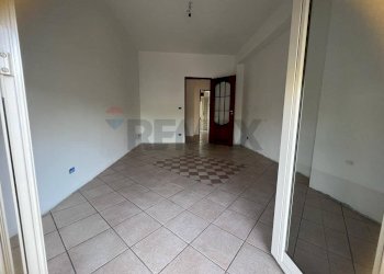 Stanza vuota - Appartamento Viale Della Costituzione (ex Via del Canalicchio)
 
19, Catania - foto 33