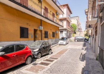 Edificio all\'aperto - Quadrilocale via costantino
 
38, Catania - foto 1