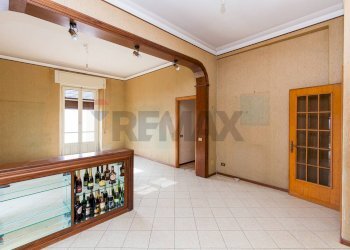 Stanza vuota - Trilocale via bonfiglio
 
14, Catania - foto 18