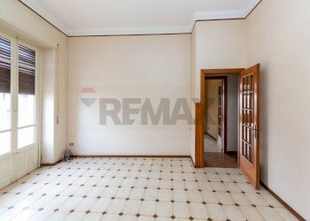 Stanza vuota - Trilocale via bonfiglio
 
14, Catania - foto 29