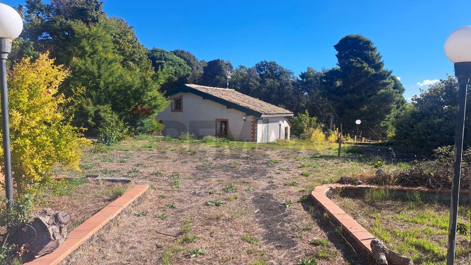 Giardino - Villa Via Montarello
20, Pedara - foto 2