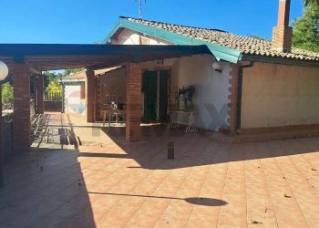 Terrazza - Villa Via Montarello
 
20, Pedara - foto 1