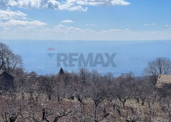 Vista dell\'acqua - Agricultural land C/da Piano Mirio (Strada comunale-Ex Provinciale Nicolosi-Maletto)
 
snc, Biancavilla - photo 13