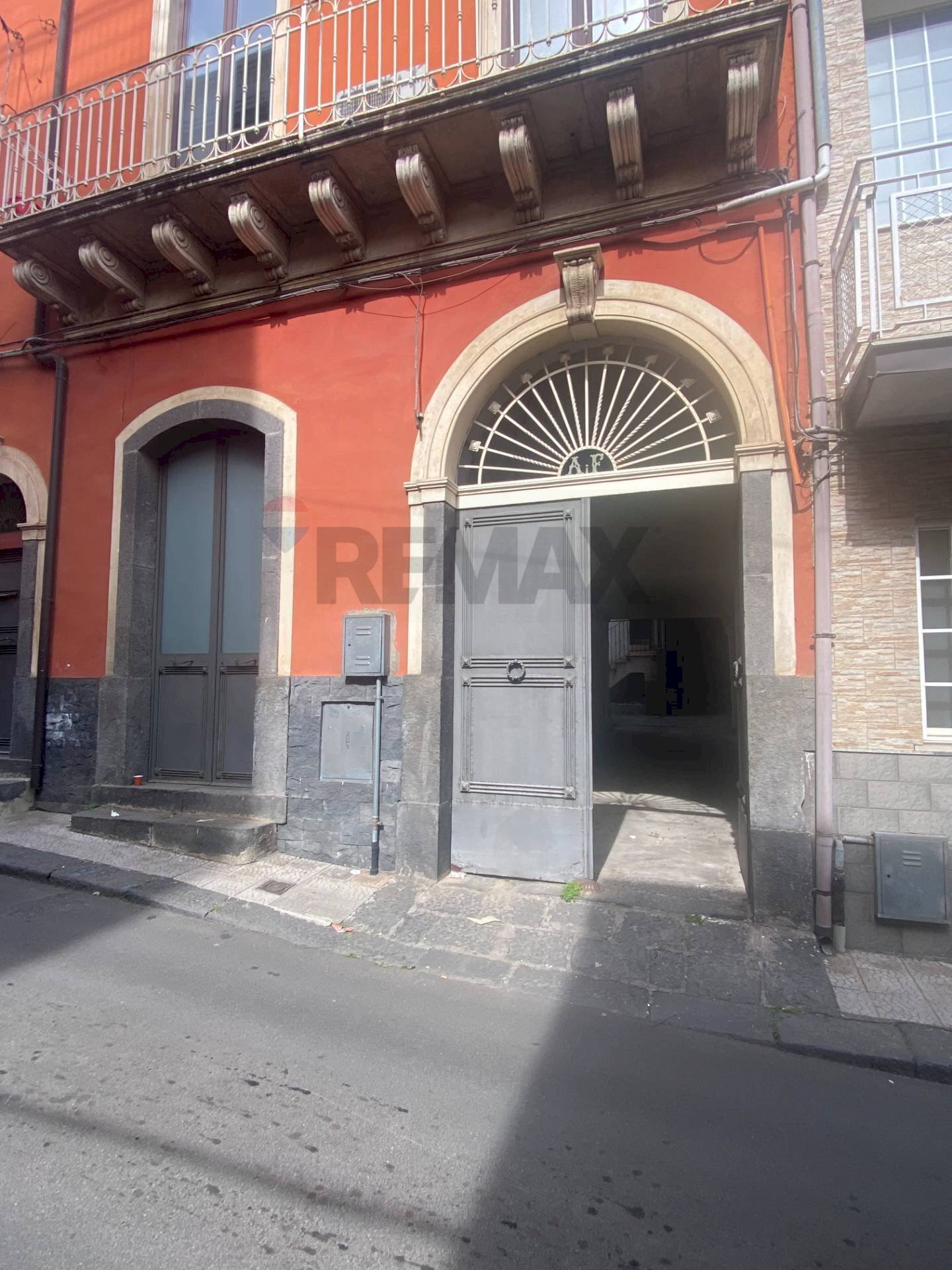 Edificio all\'aperto - Casa indipendente via roma
 
92, Aci Sant'Antonio - foto 3