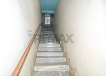 Scale - Independent house via Umberto Primo
 
43-45, Piedimonte Etneo - photo 4