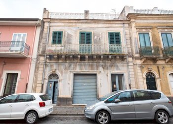 Edificio all\'aperto - Independent house via Umberto Primo
 
43-45, Piedimonte Etneo - photo 25