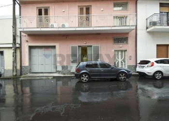 Edificio all\'aperto - Bilocale VIA CALVARIO
 
44, San Pietro Clarenza - foto 1