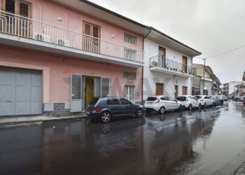 Edificio all\'aperto - Bilocale VIA CALVARIO
 
44, San Pietro Clarenza - foto 2