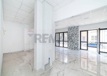 Stanza vuota - Attività Commerciale via stazzone
 
61, Catania - foto 3