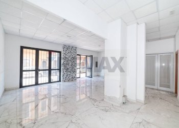 Stanza vuota - Attività Commerciale via stazzone
 
61, Catania - foto 4