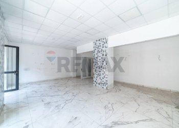 Stanza vuota - Attività Commerciale via stazzone
 
61, Catania - foto 5