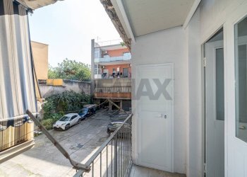 Balcone - Attività Commerciale via stazzone
 
61, Catania - foto 18