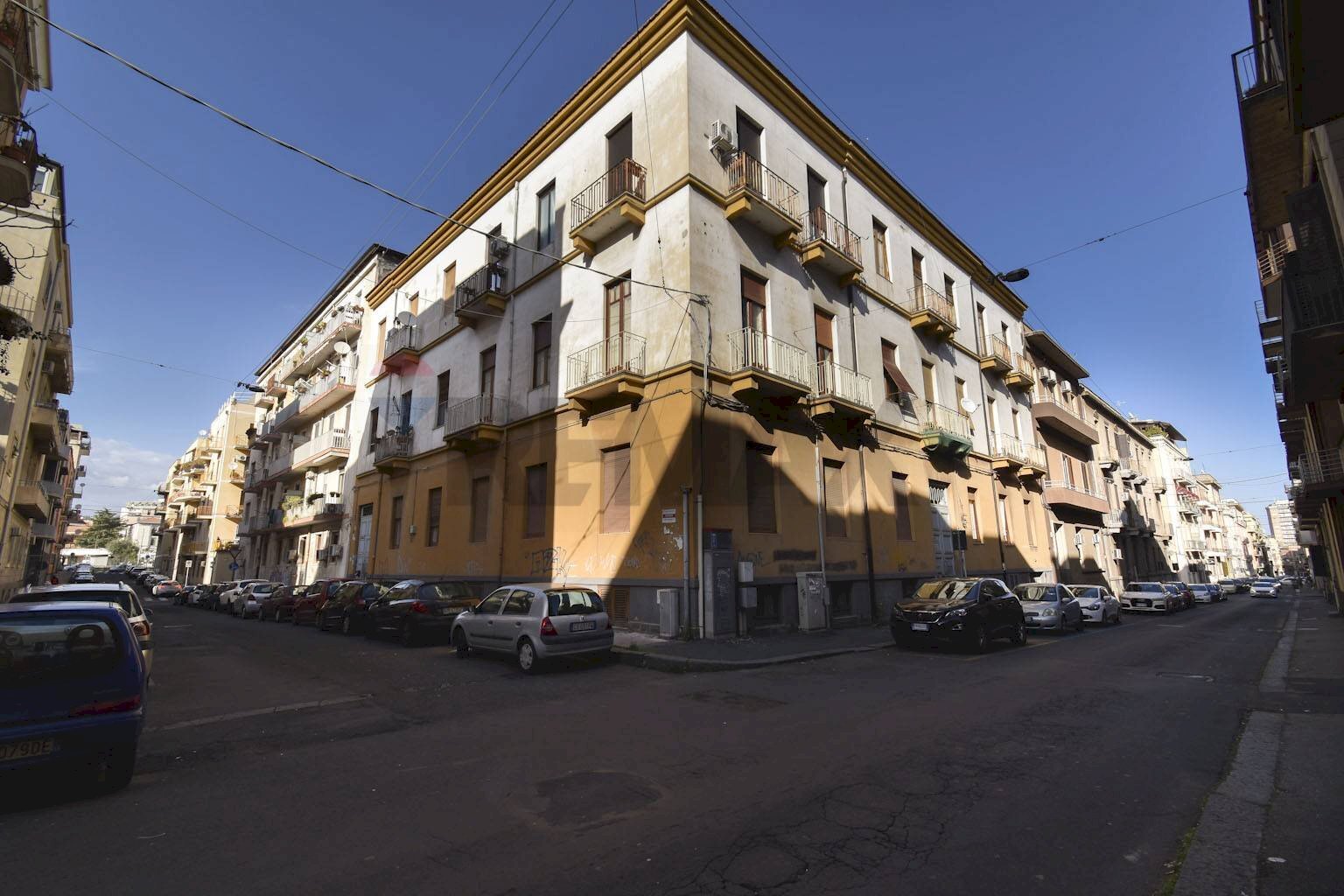 Edificio all\'aperto - Appartamento Via Ughetti
 
64, Catania - foto 1