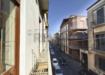 Edificio all\'aperto - Appartamento Via Ughetti
 
64, Catania - foto 23