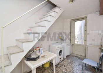 Scale - Appartamento Via Ughetti
 
64, Catania - foto 32