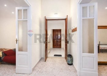 Hall / corridoio - Appartamento Via Ughetti
 
64, Catania - foto 34