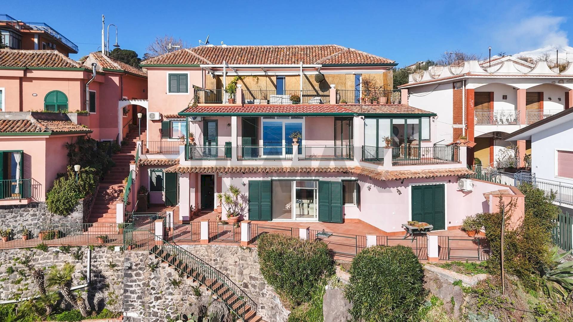 Casa all\'aperto - Casa semi indipendente VIA ACQUA DEL FERRO
 
26, Acireale - foto 2