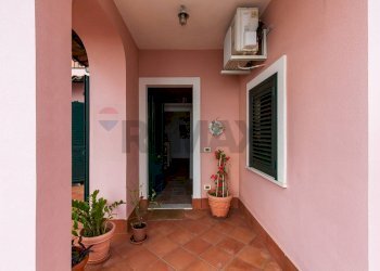 Terrazza - Casa semi indipendente VIA ACQUA DEL FERRO
 
26, Acireale - foto 8