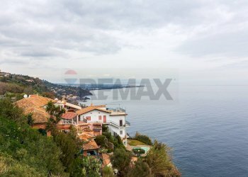 Vista dell\'acqua - Casa semi indipendente VIA ACQUA DEL FERRO
26, Acireale - foto 49