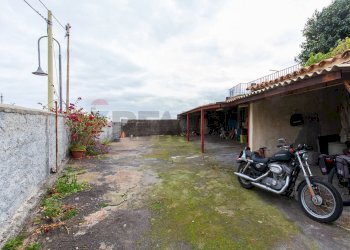 Giardino - Casa semi indipendente VIA ACQUA DEL FERRO
26, Acireale - foto 51