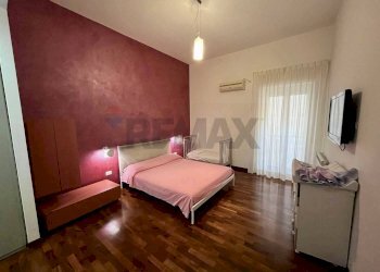 Camera / camera da letto - Casa semi indipendente Via Marconi
 
84, Carlentini - foto 13