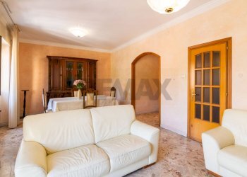 Sala da pranzo - Appartamento Corso Indipendenza
 
29, Catania - foto 3