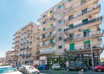 Edificio all\'aperto - Appartamento Corso Indipendenza
 
29, Catania - foto 36
