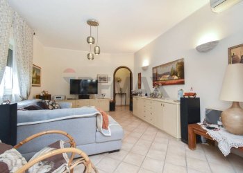 Soggiorno - Trilocale Via dell'Alloro
 
23, Misterbianco - foto 1