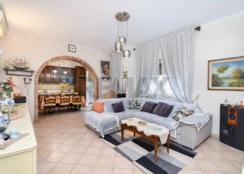 Sala da pranzo - Trilocale Via dell'Alloro
 
23, Misterbianco - foto 3