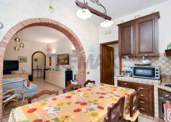 Cucina - Trilocale Via dell'Alloro
 
23, Misterbianco - foto 5