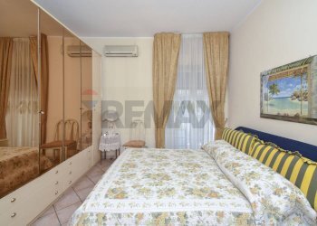 Camera / camera da letto - Trilocale Via dell'Alloro
 
23, Misterbianco - foto 17