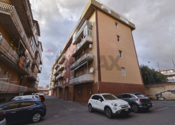 Edificio all\'aperto - Trilocale Via dell'Alloro
 
23, Misterbianco - foto 29