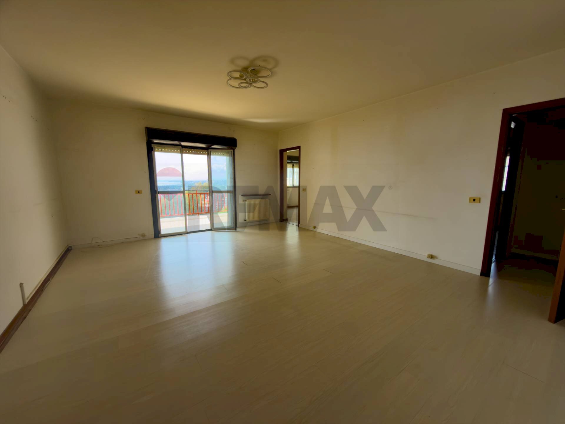 Stanza vuota - Four-room apartment Via Concetto Marletta
13, Aci Castello - photo 3