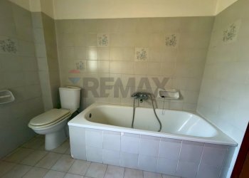 Bagno - Four-room apartment Via Concetto Marletta
 
13, Aci Castello - photo 25