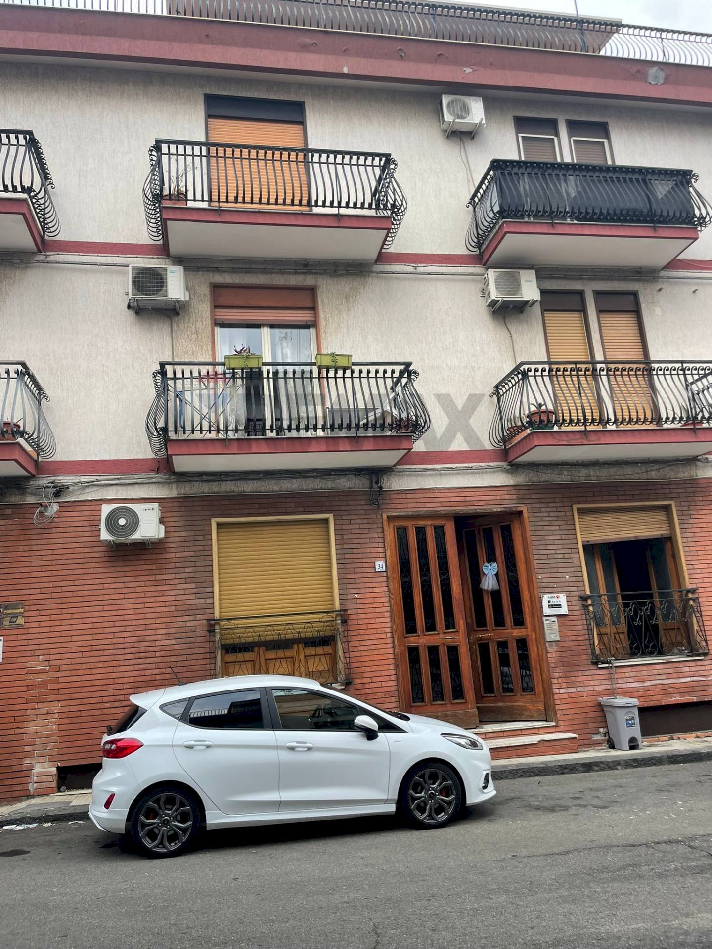 Edificio all\'aperto - Quadrilocale via Libertà
 
32, Aci Catena - foto 1