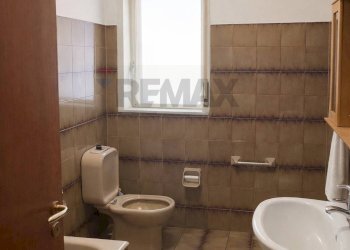 Bagno - Quadrilocale via Libertà
 
32, Aci Catena - foto 8