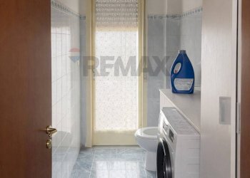 Bagno - Quadrilocale via Libertà
 
32, Aci Catena - foto 9