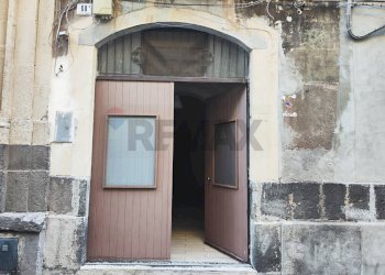 Edificio all\'aperto - Monolocale Via Santissima Trinità
 
60, Catania - foto 12