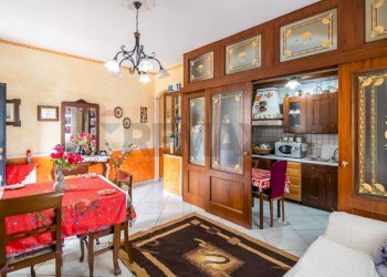 Sala da pranzo - Trilocale Via delle Violette
 
9, Acireale - foto 3