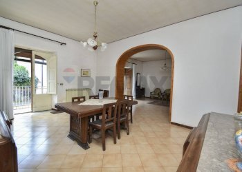 Sala da pranzo - Independent house via guglielmo marconi
 
23/25/27, Zafferana Etnea - photo 7