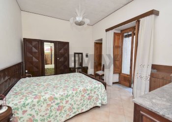 Camera / camera da letto - Independent house via guglielmo marconi
 
23/25/27, Zafferana Etnea - photo 9